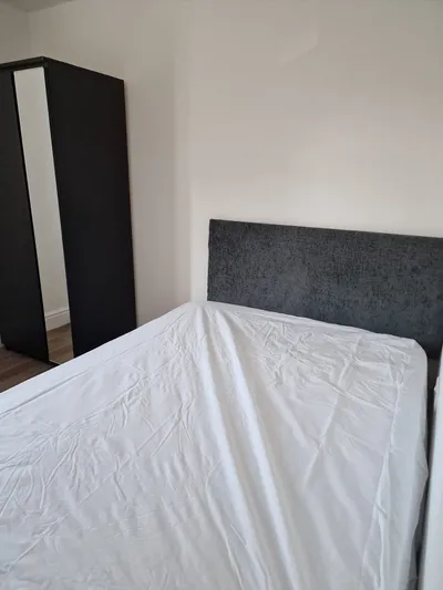 3 Bedroom Apartment - Flat 7,  Bawas place  - Alfreton Road - Thumbnail 3